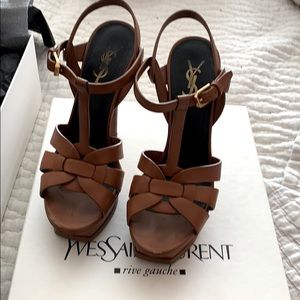 YVES SAINT LAURENT TRIBUTE SANDALS 37 HEELS W/ out BOX